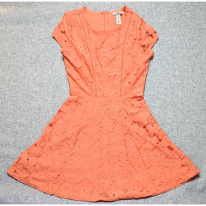 Charlotte Russe Mini Party Dress Sculpted Floral Design with Lining Peach Size M